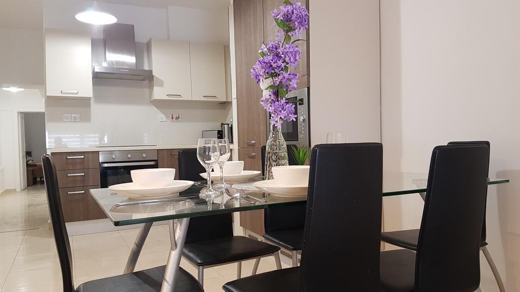 Spinola Seafront Apartment Saint Julian's Exterior photo